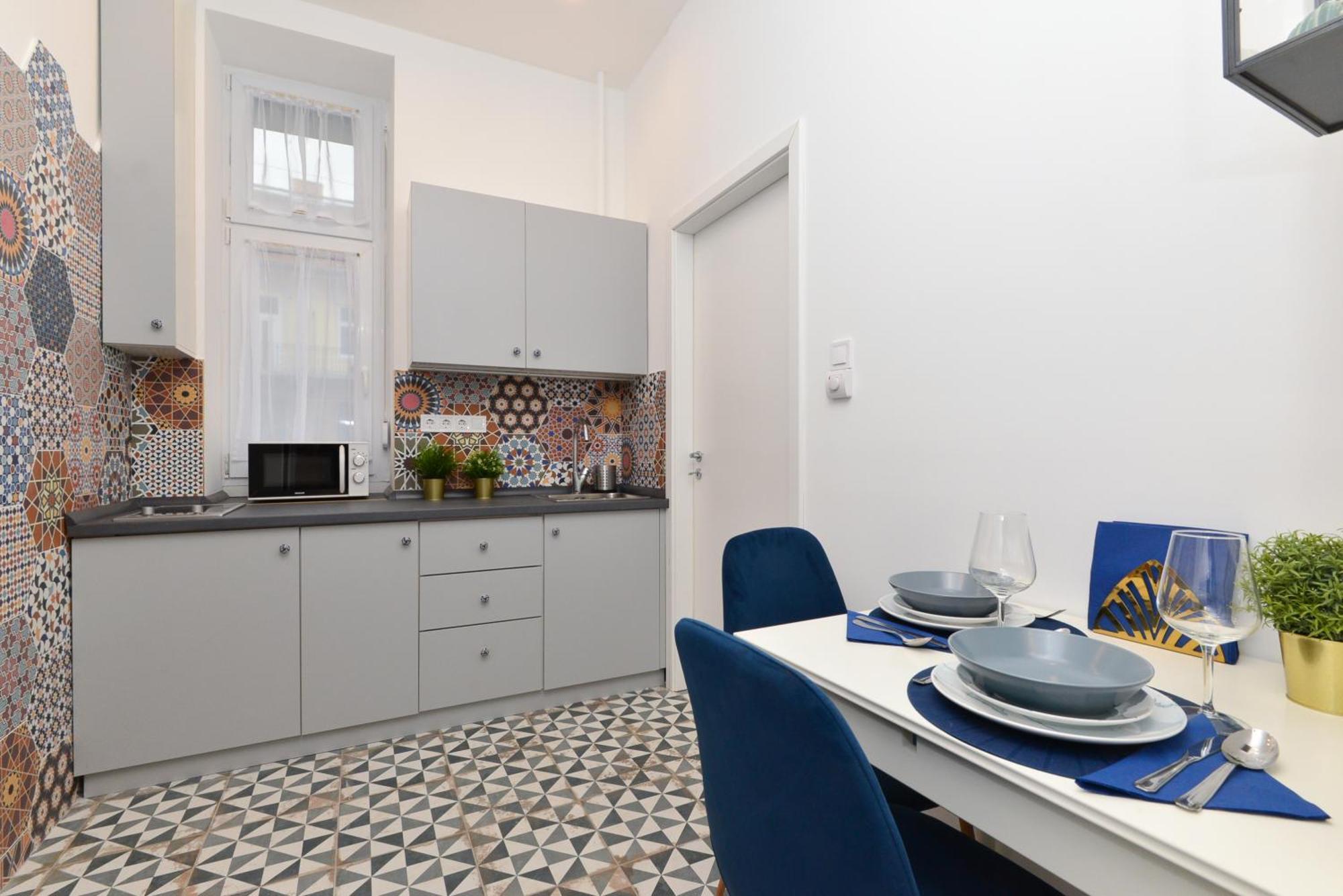 Apartment K03 Elitehost Kis Diofa