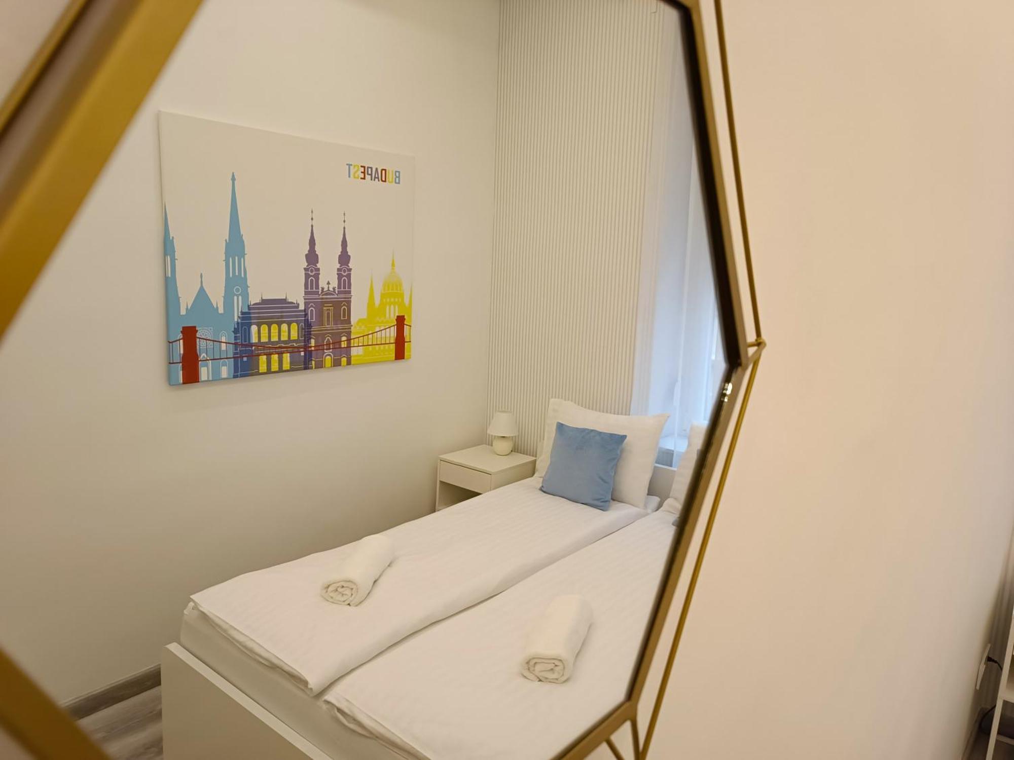 K03 Elitehost Kis Diofa Apartment *